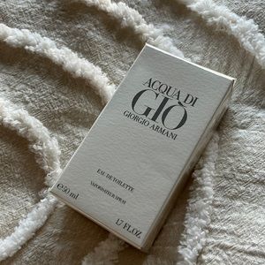 Acqua di Gio Giorgio Armani Eau De Toilette - brand new cologne perfume men